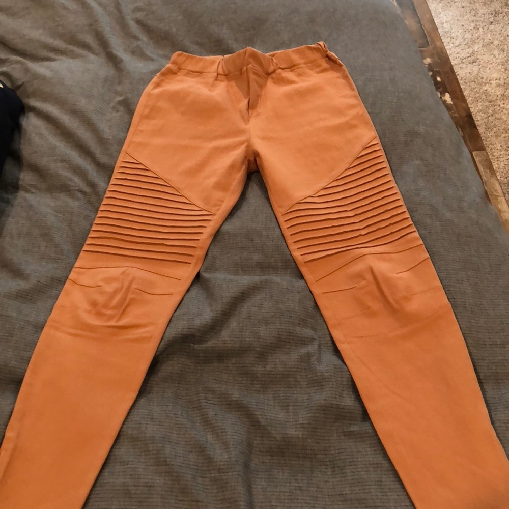 Pink Motto leggings! Never worn!